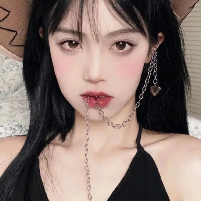 她不土，她是我妹妹